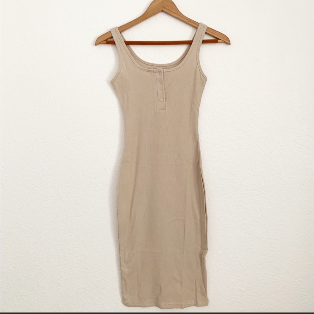 Sleeveless Midi Dress, New - Picture 3 of 8